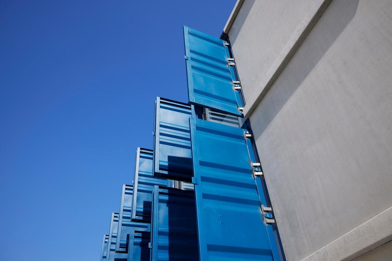 Tin Inn - Erkelenz - Das Hotel Aus Hochwertig Ausgebauten Ueberseecontainern Exterior foto